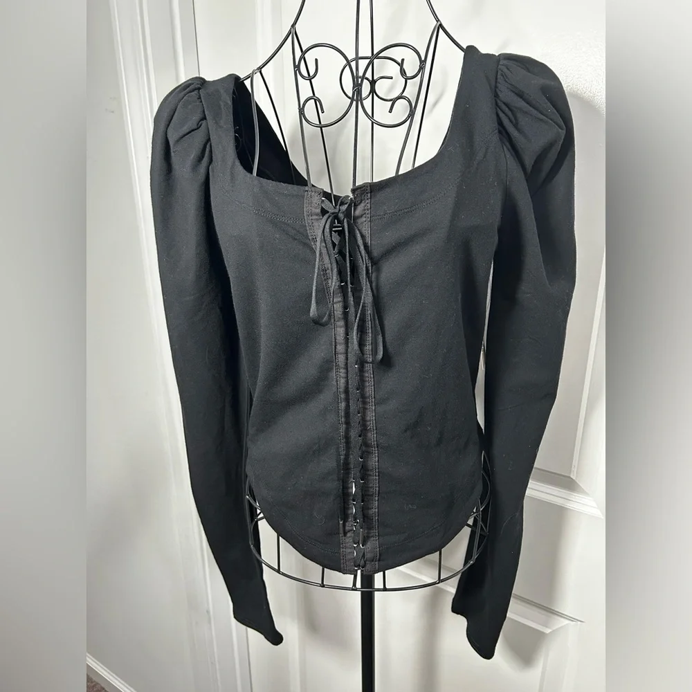 Free People NWT Black Lace Up Front Top‎